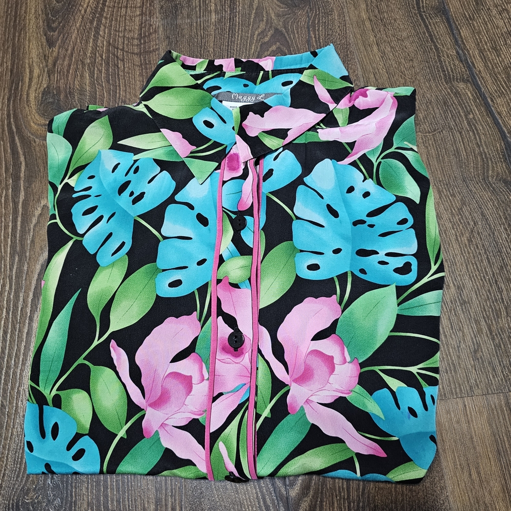 Maggy L Vintage Women's Silk Blouse Multifloral Size 12 Quarter Sleeve Silk